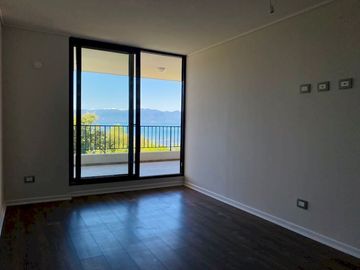 SE VENDE INCREIBLE  DEPARTAMENTO CON VISTA AL LAGO  EN VILLARRICA