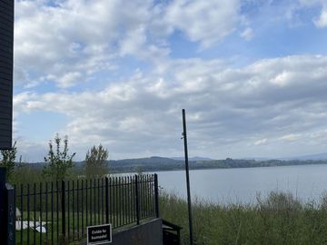SE VENDE INCREIBLE  DEPARTAMENTO CON VISTA AL LAGO  EN VILLARRICA