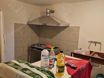VENTA DE LOCAL COMERCIAL PARA RESTAURANTE / DEPARTAMENTO / OFICINAS