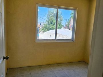 VENTA DE LOCAL COMERCIAL PARA RESTAURANTE / DEPARTAMENTO / OFICINAS