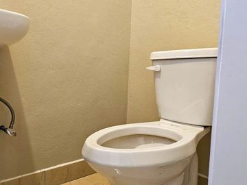 VENTA DE LOCAL COMERCIAL PARA RESTAURANTE / DEPARTAMENTO / OFICINAS