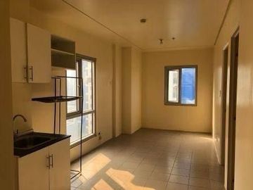 Rush Sale! Studio Unit in Chino Roces Makati Infront of Don Bosco near Greenbelt Mall