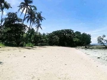 For sale yuta data-data beach front at hacienda Recurso subdivision