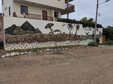 casa de venta cerca al mar en puerto cayo manabi