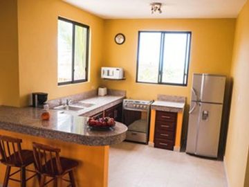 casa de venta cerca al mar en puerto cayo manabi