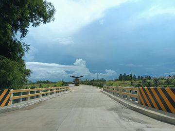 FREE Air conditions for all rooms & FREE Smart TV for this Premium Single Detached House and Lot Unit @ Periveo Leisure Estates Along Lipa-Ibaan Road,