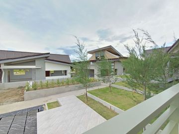 FREE Air conditions for all rooms & FREE Smart TV for this Premium Single Detached House and Lot Unit @ Periveo Leisure Estates Along Lipa-Ibaan Road,