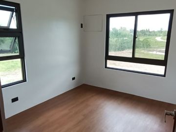FREE Air conditions for all rooms & FREE Smart TV for this Premium Single Detached House and Lot Unit @ Periveo Leisure Estates Along Lipa-Ibaan Road,