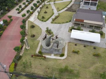 FREE Air conditions for all rooms & FREE Smart TV for this Premium Single Detached House and Lot Unit @ Periveo Leisure Estates Along Lipa-Ibaan Road,