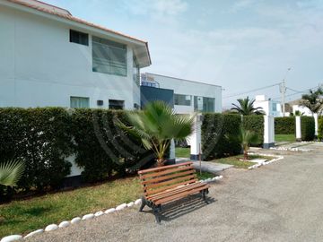 TE GUSTA EL CAMPO!!! TE GUSTA EL MAR!!!   LINDA CASA EN CONDOMINIO DE CHOCAYA