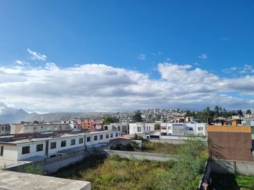 hermoso departamento sector hospital de Calderon