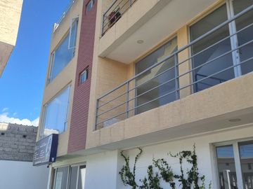 hermoso departamento sector hospital de Calderon