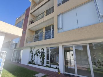 hermoso departamento sector hospital de Calderon