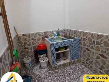 VENDO CASA VEREDA EL CENTRO ACACIAS META