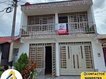 VENDO CASA VEREDA EL CENTRO ACACIAS META