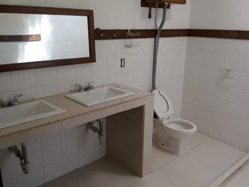 CASA EN VENTA EN TIERRA BLANCA POR LA CAÑADA DEL LOBO