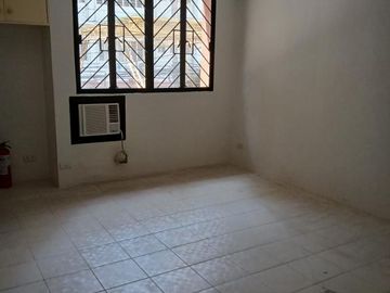 FOR ONLY 25K PER MONTH: Studio unit for rent condo in Valle Verde Mansions, Pasig City