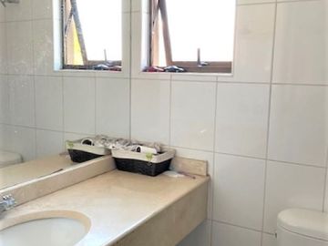 OPORTUNIDAD!!! Condominio Y Caminando Al Colegio