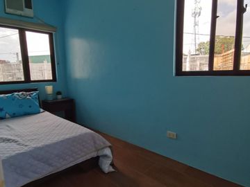 Townhouse Subdivision near Las Piñas Riverdrive