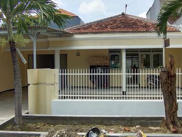 Disewakan Rumah Tenggilis Utara Dekat Raya Prapen Jemursari Surabaya