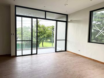 Brand new house for sale in Treveia Nuvali