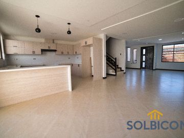 Casa 5 habitaciones Venta Cuenca