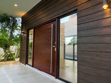 ON SALE!!! 2 STOREY SINGLE DETACHED BEACH SMARTHOUSE IN MACTAN, CEBU
