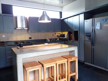 PR17035 Casa en venta en el sector Alto del Escobero, Envigado