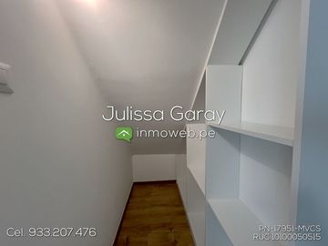 Venta dpto. Tipo casa 1er piso 3 dorm AT. 169.10m2 + 1 estacionamiento en Miraflores! A pasos de Larcomar!!