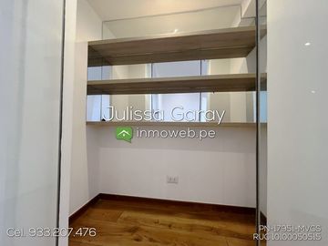 Venta dpto. Tipo casa 1er piso 3 dorm AT. 169.10m2 + 1 estacionamiento en Miraflores! A pasos de Larcomar!!