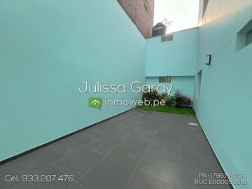 Venta dpto. Tipo casa 1er piso 3 dorm AT. 169.10m2 + 1 estacionamiento en Miraflores! A pasos de Larcomar!!