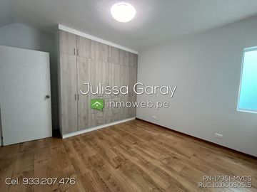 Venta dpto. Tipo casa 1er piso 3 dorm AT. 169.10m2 + 1 estacionamiento en Miraflores! A pasos de Larcomar!!