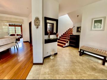 VENDO CASA URBANIZACION LA VIÑA - MONICA MIRANDA - 098252----