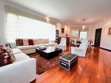 VENDO CASA URBANIZACION LA VIÑA - MONICA MIRANDA - 098252----