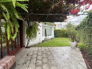 VENDO CASA URBANIZACION LA VIÑA - MONICA MIRANDA - 098252----