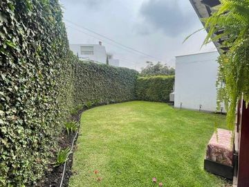VENDO CASA URBANIZACION LA VIÑA - MONICA MIRANDA - 098252----