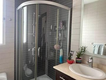 VENDO CASA URBANIZACION LA VIÑA - MONICA MIRANDA - 098252----