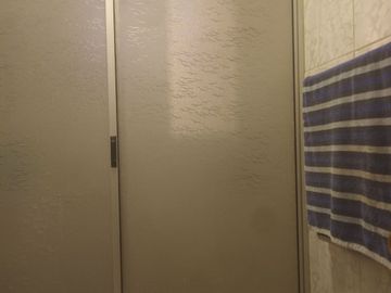 Casa 3 dormitorios 1 baño  75/ 146 m2