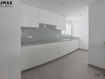 VENDO LINDO DUPLEX DE ESTRENO EN CHACARILLA