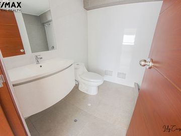 VENDO LINDO DUPLEX DE ESTRENO EN CHACARILLA
