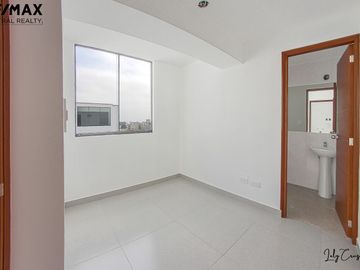 VENDO LINDO DUPLEX DE ESTRENO EN CHACARILLA