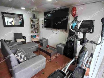 CASA EN MAIPU 120 MTS2  3D 2B