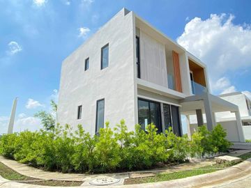 Pre-selling 4 Bedroom House and Lot for sale in Anyana Tanza Cavite