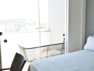 VENDO LINDO PENTHOUSE DUPLEX 4 DORMITS CON TERRAZAS – URB LA FLORESTA  MONTERRICO -SURCO
