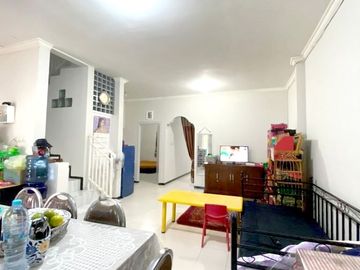 Rumah 2 Lantai Luas 155 di Akordion Sukarno Hatta Suhat Malang