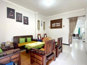 Rumah 2 Lantai Luas 155 di Akordion Sukarno Hatta Suhat Malang