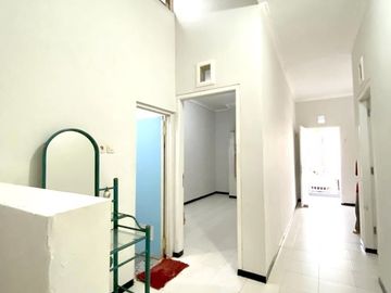 Rumah 2 Lantai Luas 155 di Akordion Sukarno Hatta Suhat Malang