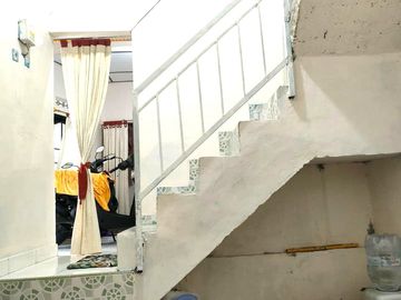 Rumah 2 Lantai Strategis dekat Jalan Magelang Km 12