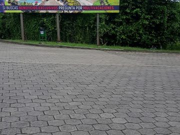 GRATIS DOS LOTES DETERRENO UNO DE 5022M2 Y OTRO DE  2044 A LADA DE DEL  HOTEL ROYAL DE CAMERON ..