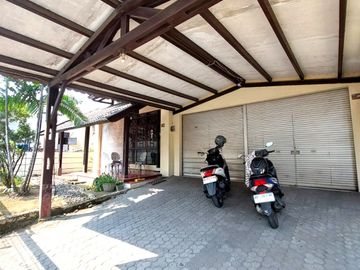 Rumah Strategis Halaman Luas dekat Jalan Gejayan